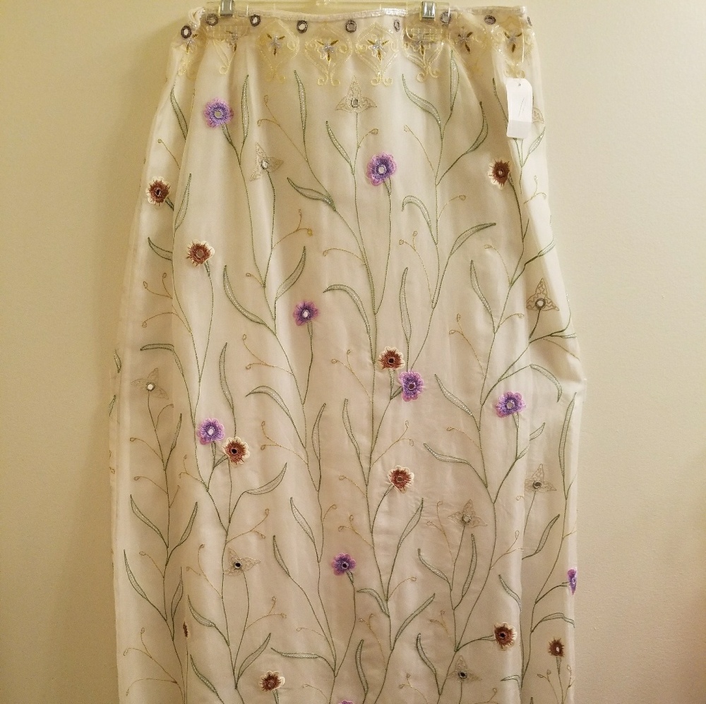 VINTAGE (cream color) CHETA B cocktail skirt